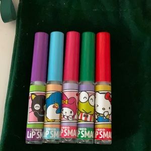 HELLO KITTY LIP GLOSS